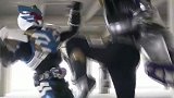 铠甲勇士铠传:修罗铠甲太强了!铠甲勇士不敌,召唤器还被抢了