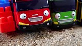 仿真工程车玩具，小型公交车，蓝色太友，红色佳尼，绿色罗杰