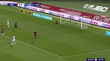 第24分钟萨索洛球员哈拉斯林射门 - 打偏