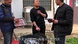 农村兄弟小院体验吃西餐，搬出老式烧饼炉子，铁板煎牛排鸡蛋火腿