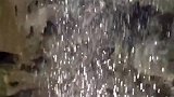 绝壁银纱，惊现一道美丽的彩虹，祝看到的朋友好运连连……