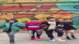 他不是一个人