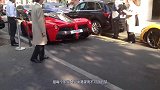 法拉利哪里值3000万？路遇一个大水坑后，司机一脚油门才明白