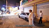 吃货的世界太难懂，国外小伙的疯狂烤肉之旅，看看这吃法太馋人了