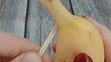 香蕉好吃皮难扒咋办，您别急我教你一招！