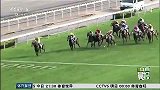 综合-16年-“女皇杯”赛马激烈上演 香港包揽前三-新闻
