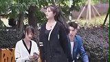 女孩子在外面是不是应该注意形象