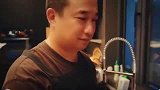 黄磊为老婆孩子做饭！孙莉猛夸老公秀足恩爱，多妹读英文声音抢镜