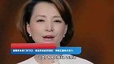 董卿现身厦门录节目，操场秀高超柔韧度，伸腰压腿毫不费力