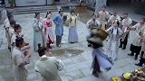 男子放了一个屁，把传家火盆给崩烂了
