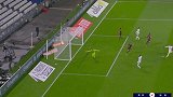 第52分钟里昂球员卡德维射门 - 被扑