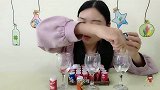 趣味糖果“迷你易拉罐汽水糖”晶莹透亮翻腾着气泡