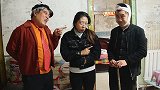 儿媳被儿子打，公公扬言要替儿媳妇报仇，看到儿子后公公反应真逗