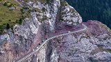 一条神奇的公路