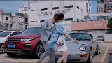 哥哥献殷勤，就为了妹妹争夺跑车使用权。
