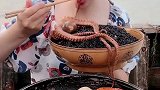 吃货狂吃海鲜，船长吃垮了