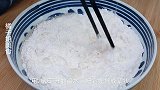 想吃空心糖饼不用买，在家自己做，个个空心鼓大包，咬一口直掉渣