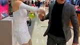 这一刻让我有点措手不及