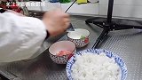 饭店的蛋炒饭为什么不起坨色泽金黄?技巧全在视频里,看大厨操作