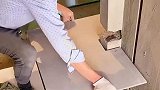 老司机贴瓷砖，直接凿开