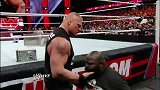 WWE-14年-亨利对峙大布 反遭大布F5羞辱-专题