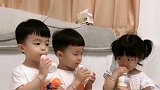宝宝什么都学，老公只是随口说了一遍，宝宝竟在一起念叨起来