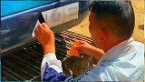 真不知道老爸咋想的，贴纸粘性不够，加上水就能行了