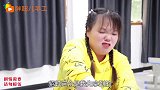 班里太单调了，同学们手工DIY风铃做装饰，叮铃响挂起来太好看