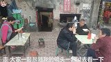 河南农村特色早餐3块一碗，档次可不低，想吃过瘾得花好几十