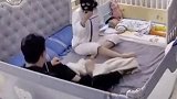 老公被妻子半夜敷面膜，吓得直接飞起