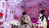 女子让老公带孩子，却被老公欺负