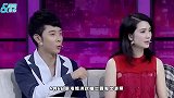 洪欣携女儿出游与长颈鹿合影，彤彤长相颇似爸爸明星范十足