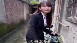 小姐姐和劫匪的搞笑对话有文化的总不会吃亏啊！