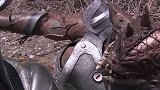 铠甲勇士铠传：反派自己人打自己人！