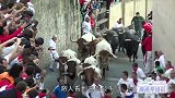 独特的西班牙奔牛节，首日就有5人受伤，公牛的下场却更惨
