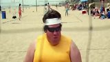 排球-13年-超疯狂沙滩排球 穷矮矬搭档白富美笑料连连-花絮