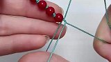 闺蜜结手链编织过程，最简单的编法