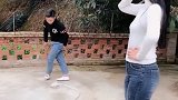 小姐姐，你还能不能好好拔河了
