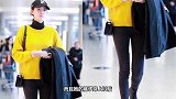 她靠一件白衣火遍全网，今穿裤袜凹出“千层腿”，这身材神了
