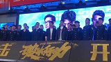 张若昀，圈偶像演员，英俊帅气，被誉为“军装美男”