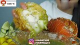 SAS微笑姐吃炸大龙虾，隔着屏幕都觉得香