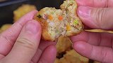 年夜菜做这个炸藕丸子，外酥里嫩，特别好吃