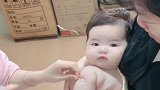 宝宝：打疫苗真的太痛了，忍都忍不住！