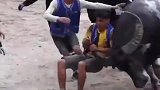 这车拉的人可真多！