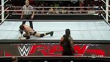 WWE-15年-RAW第1147期：车轮战罗曼压制国王巴瑞特-花絮