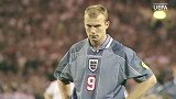欧洲杯-17年-1996年欧洲杯半决赛点球大战 德国6：5英格兰让莱因克尔丧气扎心-专题