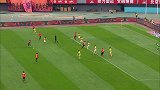 第11轮 北京人和vs广州恒大 14'