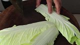 饭店的醋溜白菜为啥好吃？大厨教你这样做，酸爽开胃下酒又下饭