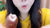 吃货吃八爪鱼，来个双爆竟然都有大米，这个黑天眼咋样!