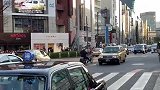 日本街头有些爱好奇怪的大叔，摩托车也太个性了